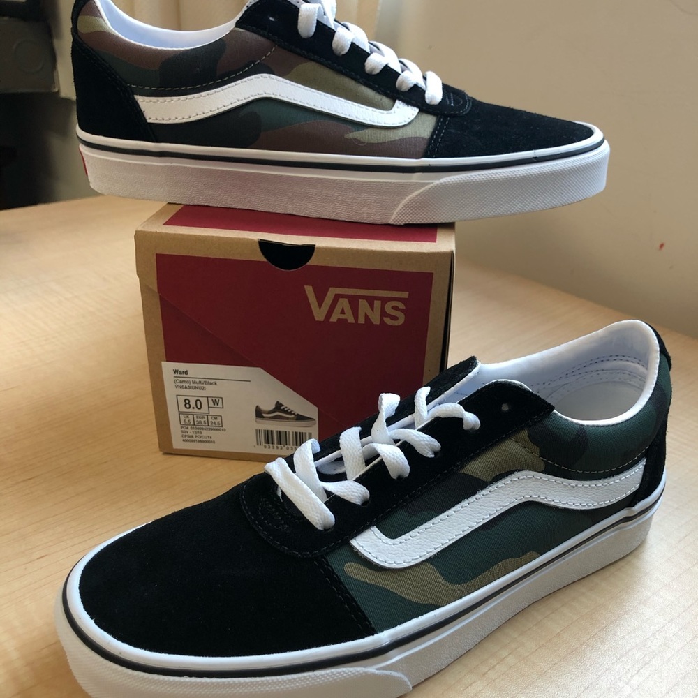 Women’s Vans Old Skool - BRAND NEW